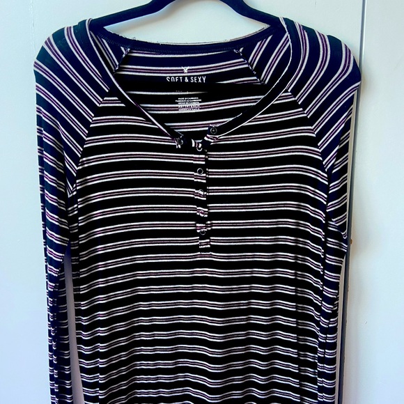 Super soft long sleeve top - Picture 1 of 3